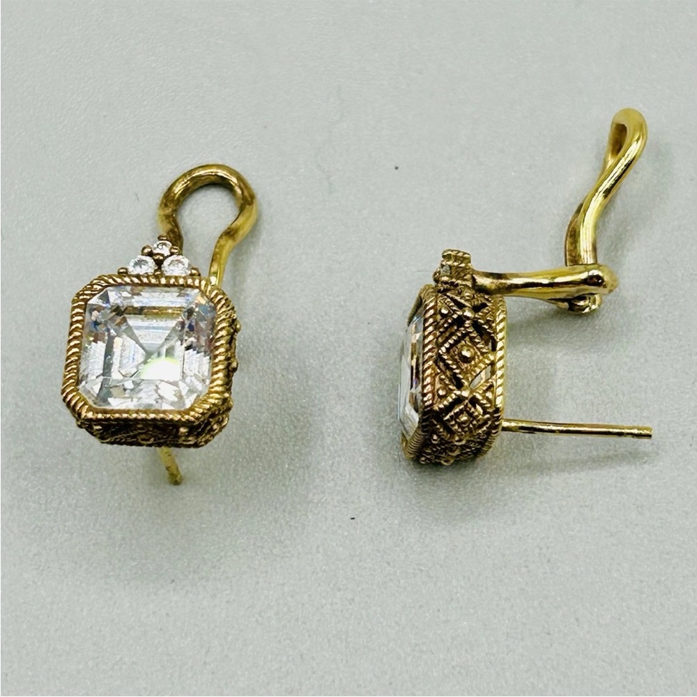 JUDITH RIPKA Square CZ  7mm pierced earrings Sterling (but look gold) Omega back - Picture 4 of 7